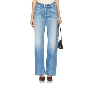 MOTHER The Foldover Dodger Sneak Straight Leg stretch Jean